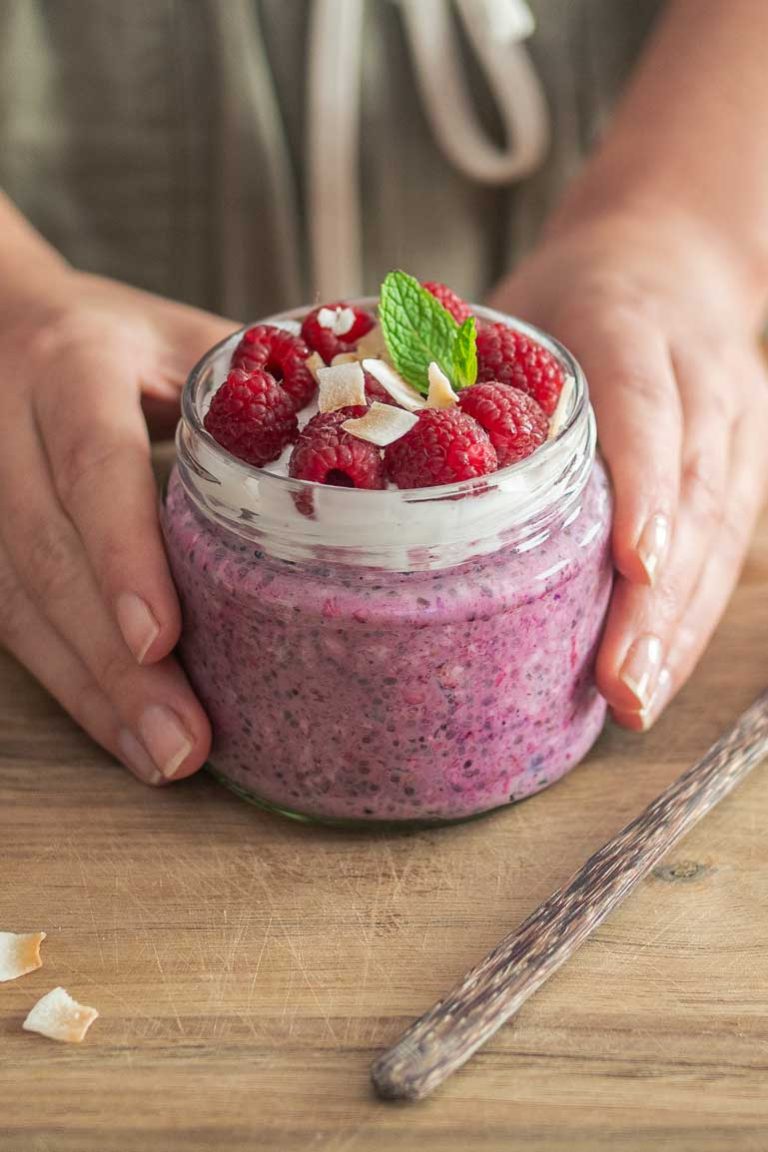 Berry Overnight Oats