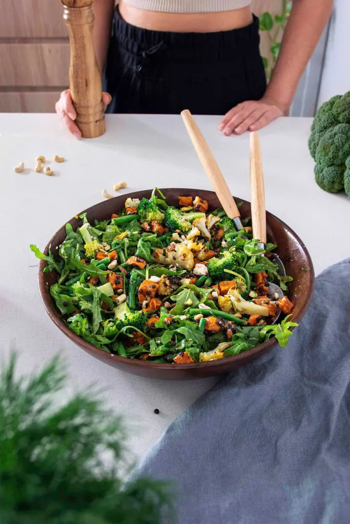 Jennifer Garner Trending Big Salad Recipe in a wooden serving bowl