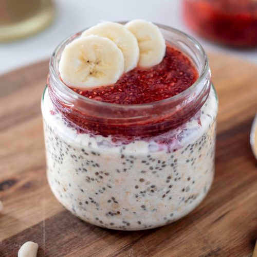 Peanut Butter & Jam Overnight Oats plantbaes