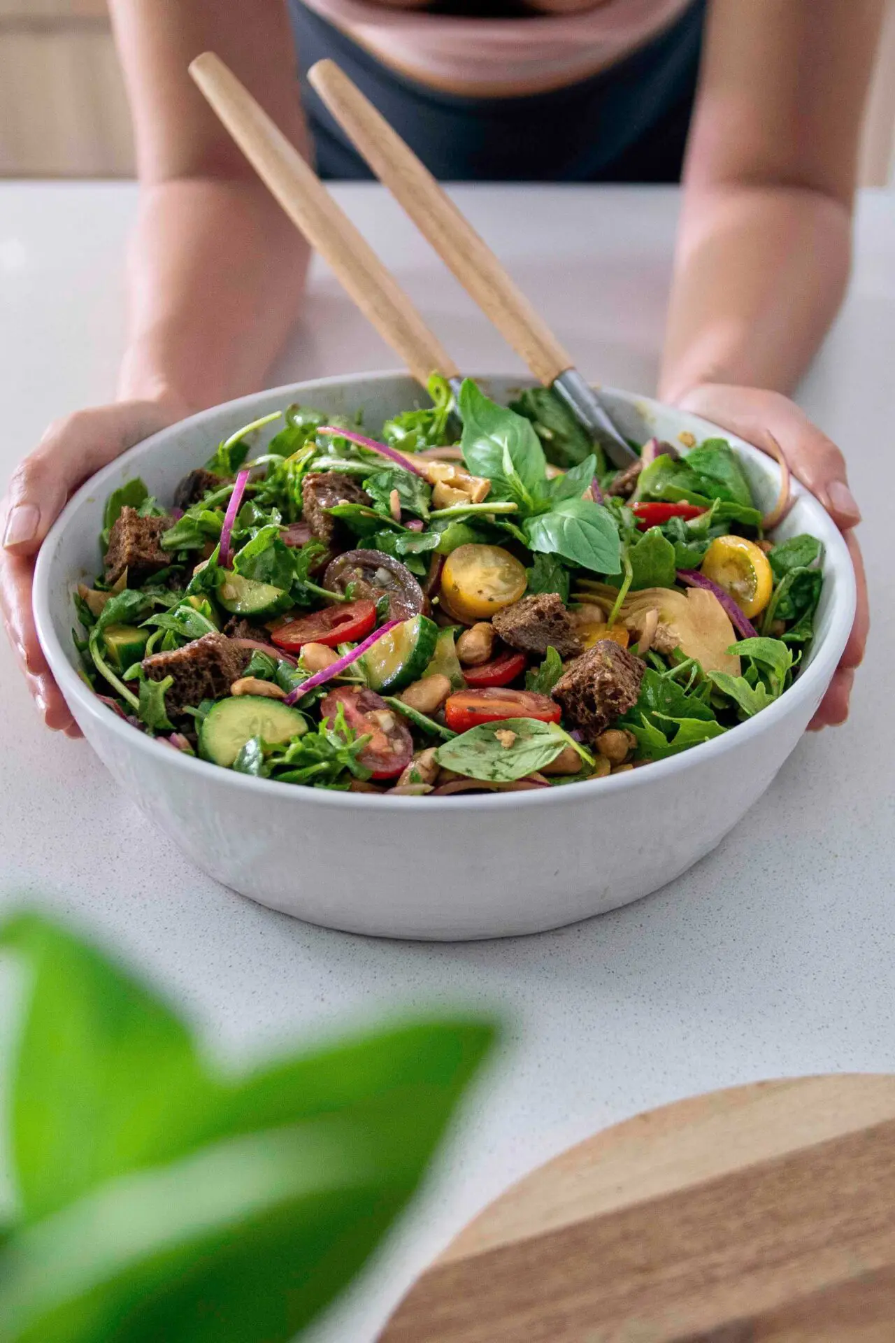 Image of a Tuscan salad in a serving bowl