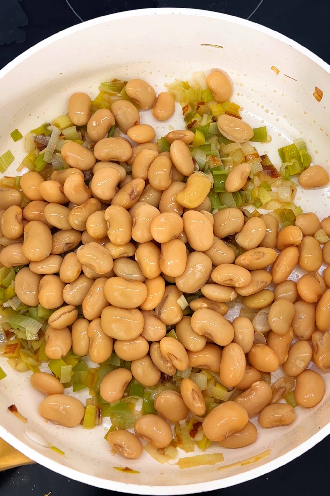 High Protein Pesto Butter Beans plantbaes