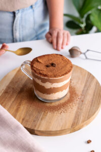 Tiramisu Overnight Oats (healthy, Vegan)