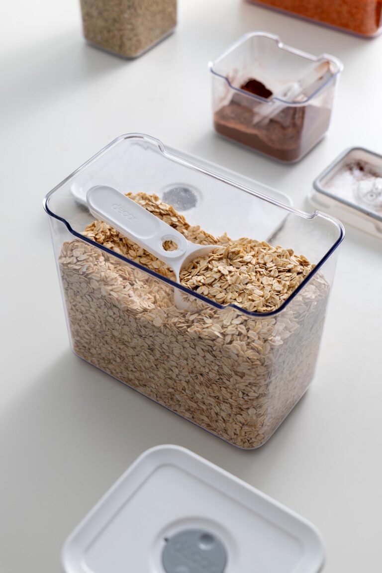 4 Ways to Make Healthy Eating Easier with an Organised Pantry