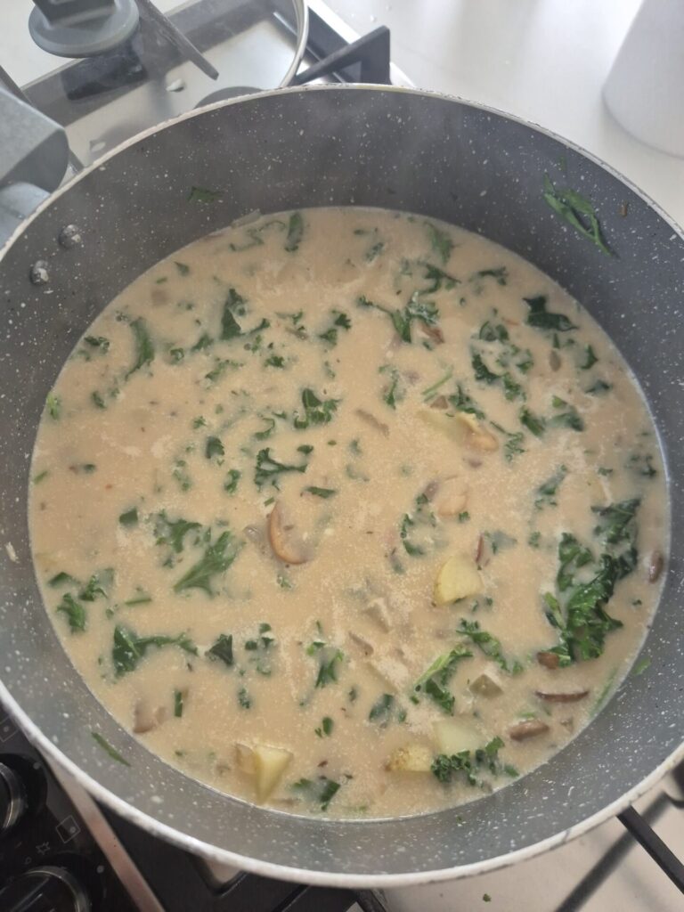 Adele's Vegan Zuppa Toscana (Healthy Tuscan Soup)